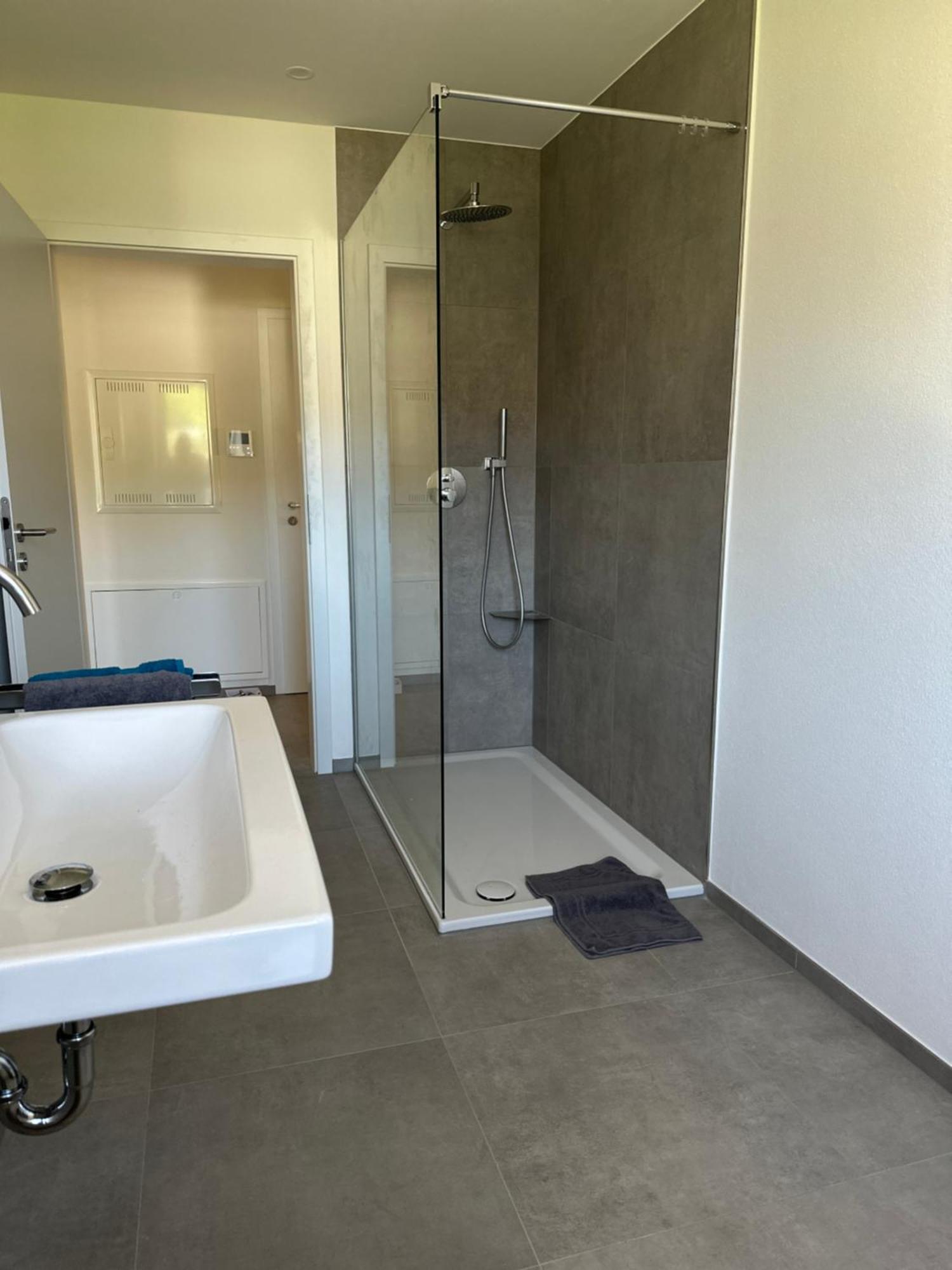 Moselappartements By Weingut Marco Adamy Lösnich Buitenkant foto