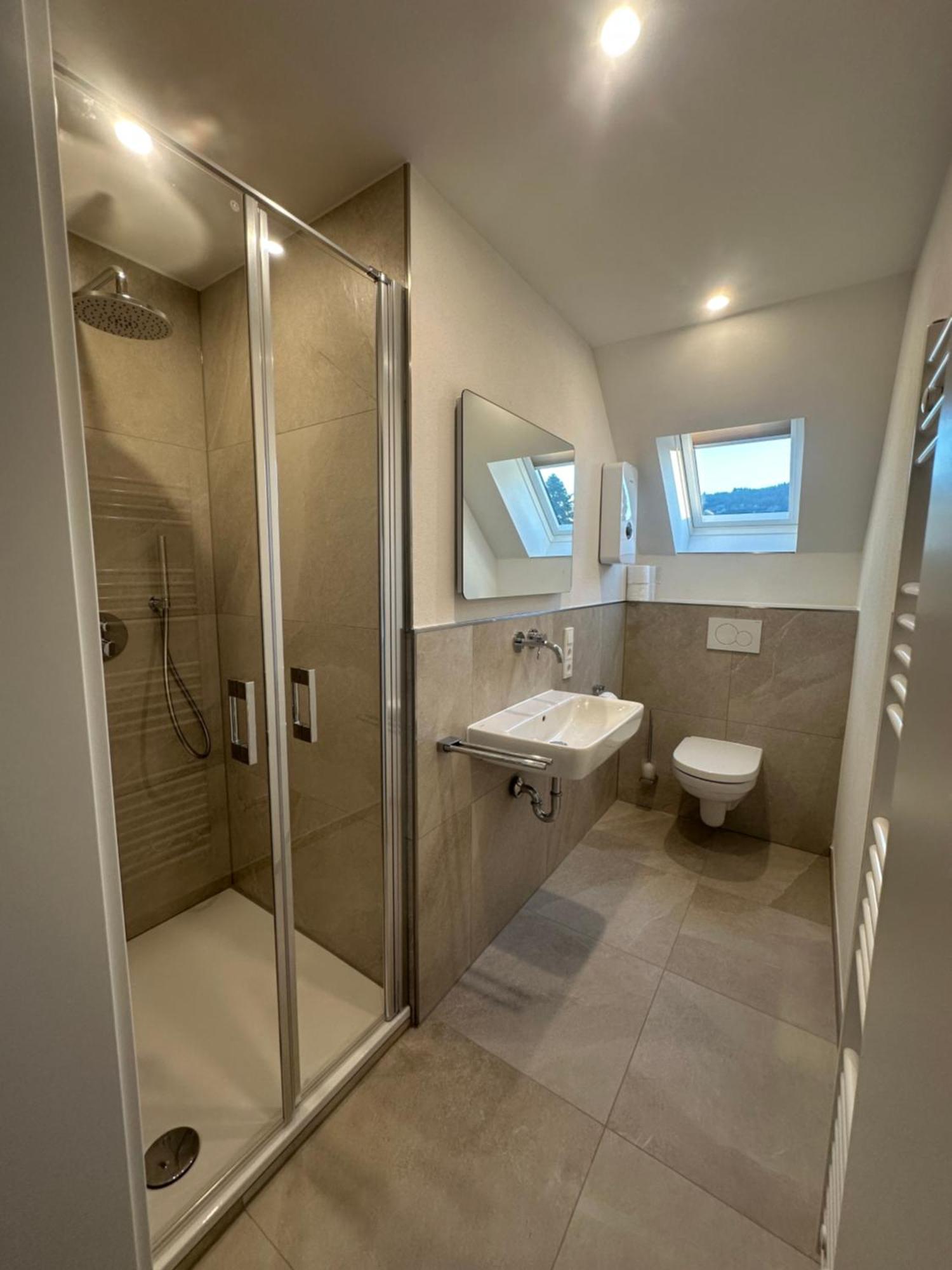Moselappartements By Weingut Marco Adamy Lösnich Buitenkant foto